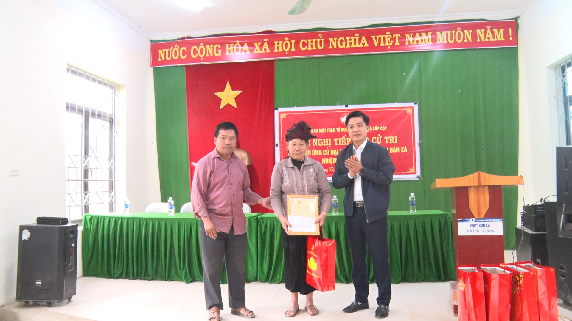 anh tin bai